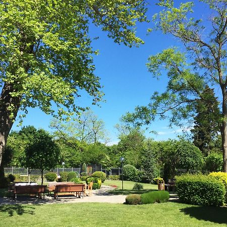 Varna Garden View Apartment Esterno foto