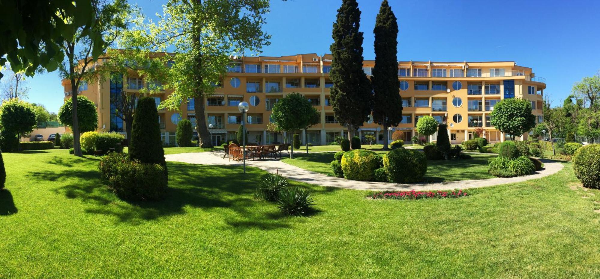 Varna Garden View Apartment Esterno foto