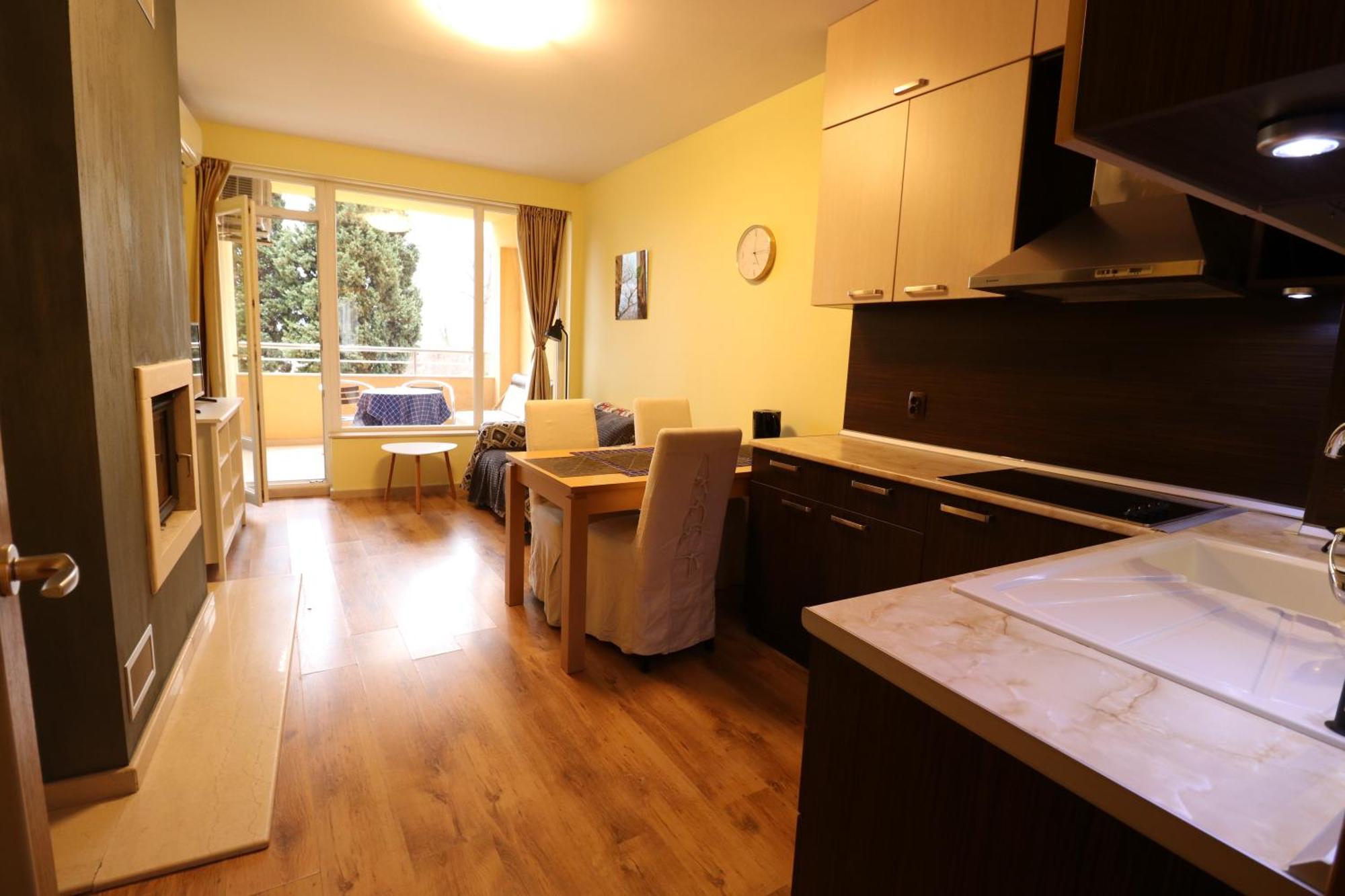 Varna Garden View Apartment Esterno foto