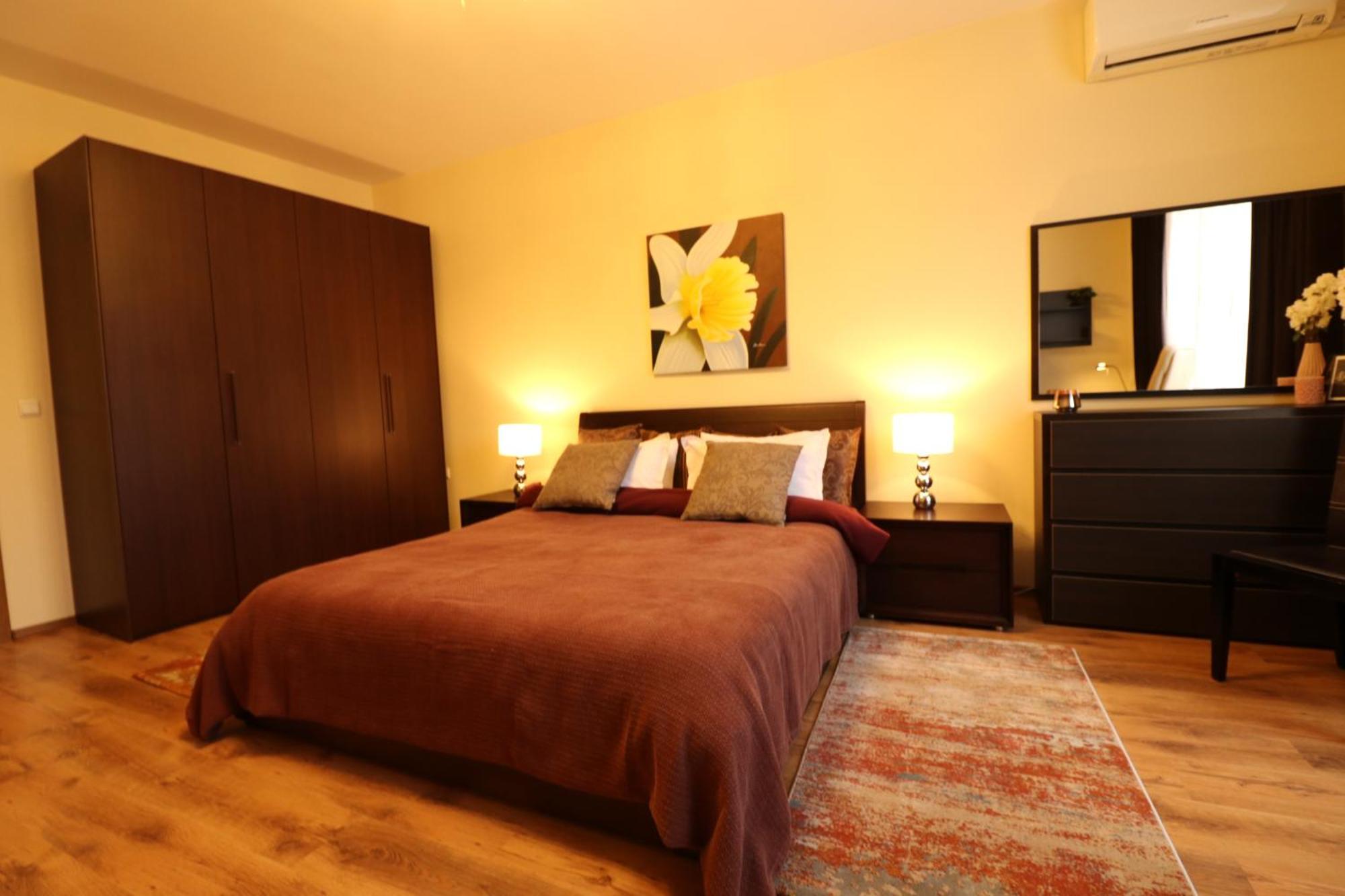 Varna Garden View Apartment Esterno foto
