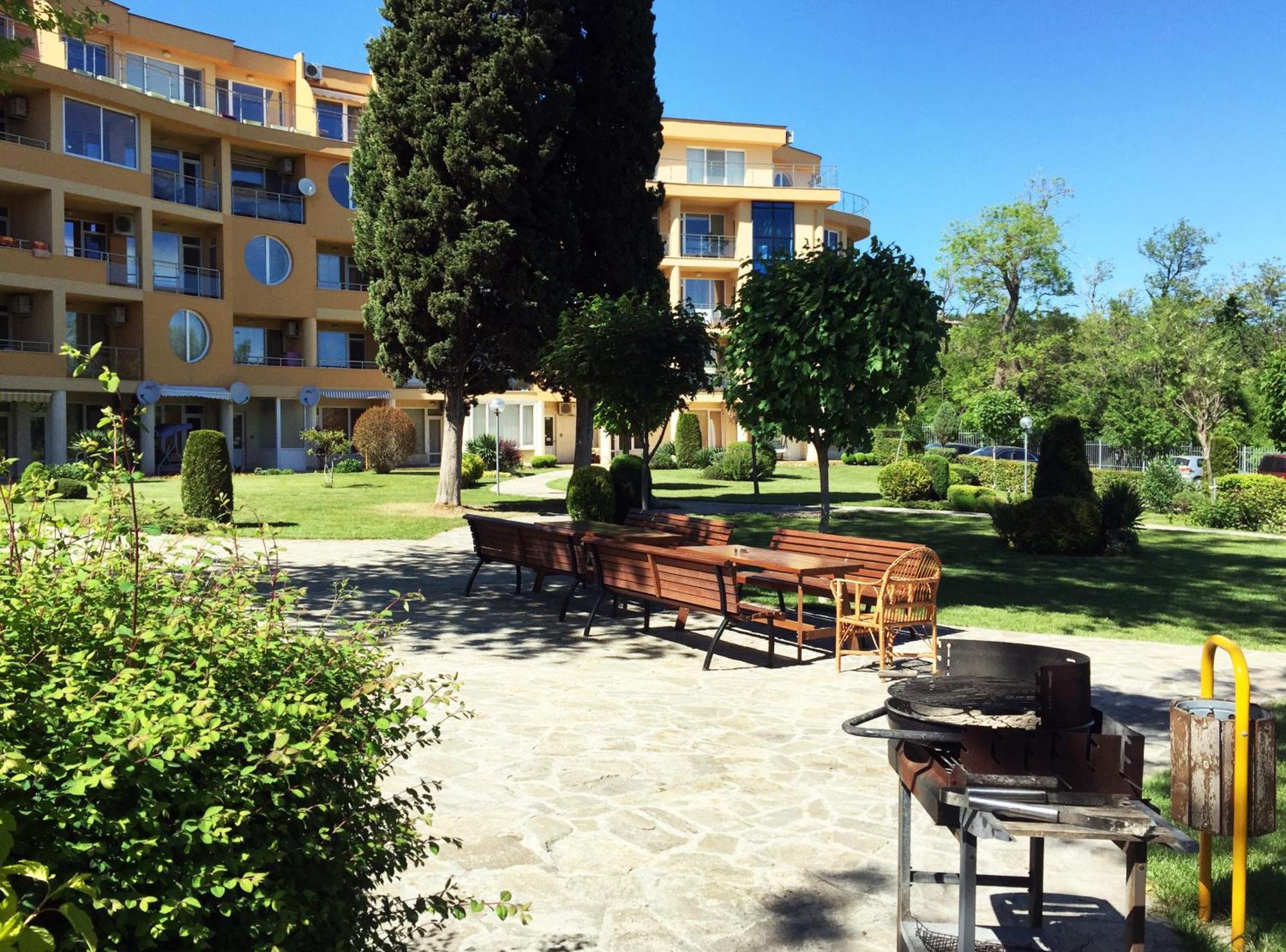 Varna Garden View Apartment Esterno foto